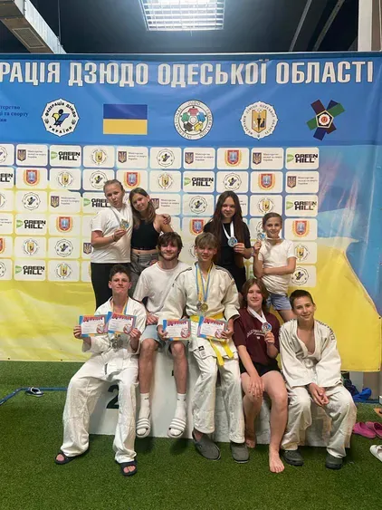 Команда Дніпро тренер Самко Д.О. Призери тур-V Південна ліга дзюдо